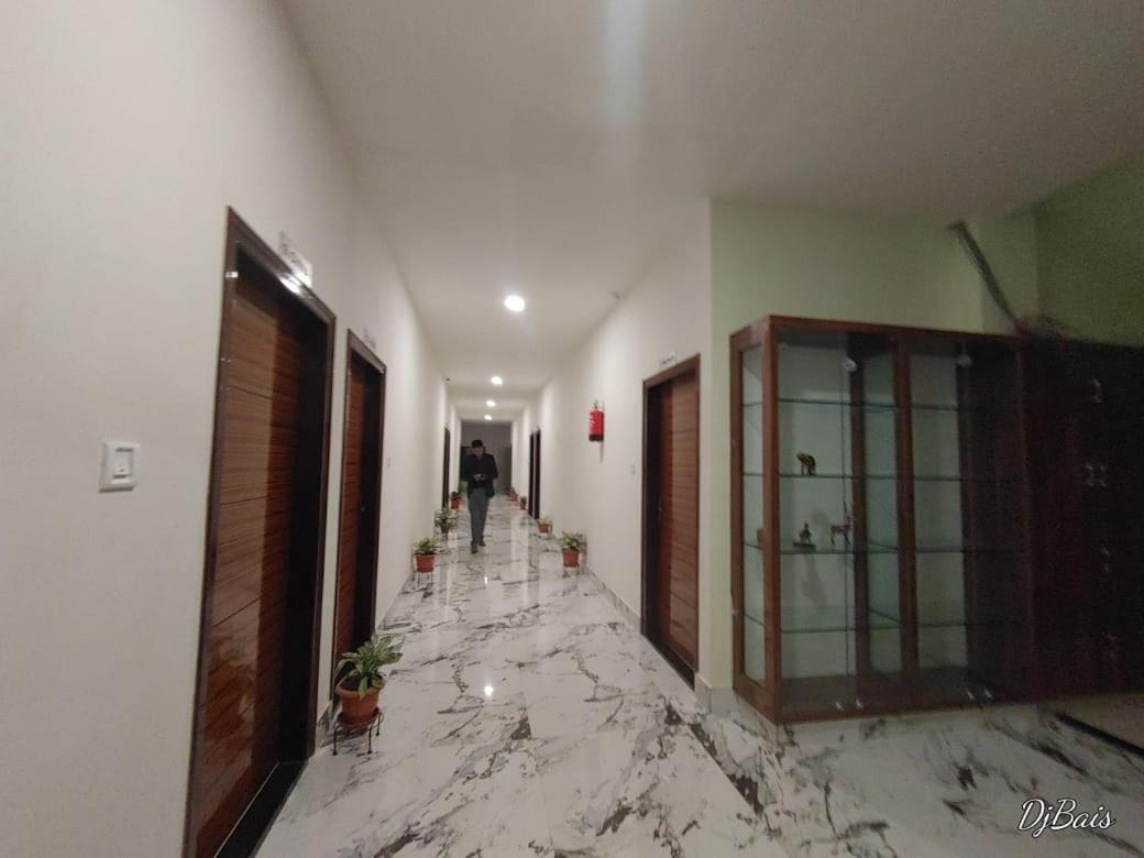 Tierra Hotel Cum Restaurant Kaziranga Exterior photo