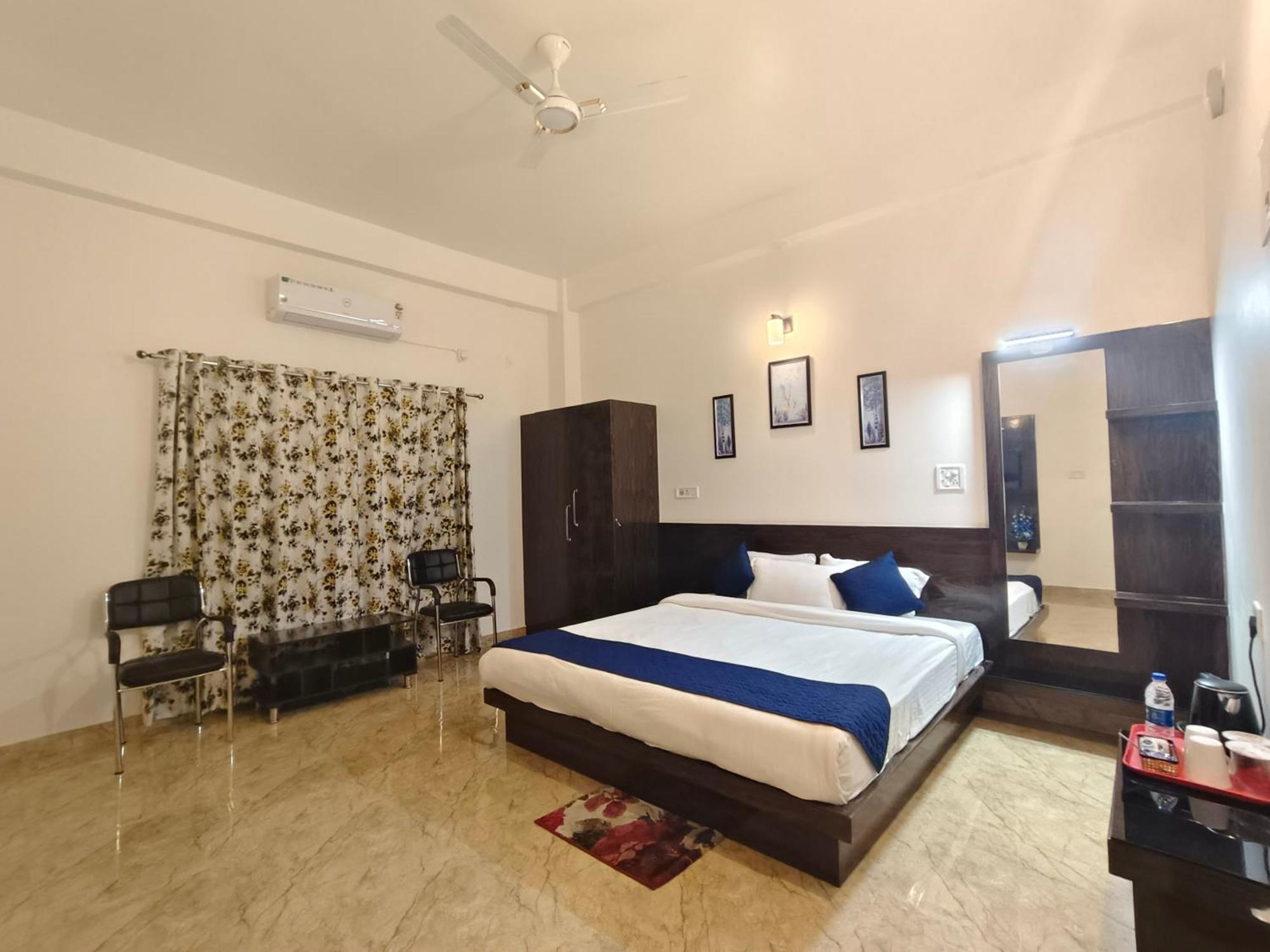 Tierra Hotel Cum Restaurant Kaziranga Exterior photo